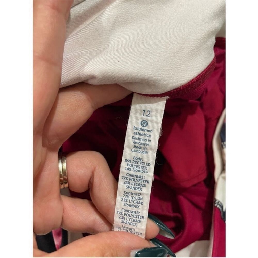 Lululemon Run Time Short 4 way stretch Red Quilt Lined Speed Up Tracker short - Picture 7 of 7